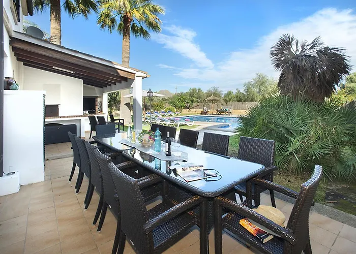 Willa Owl Barrio - Family And Friends Pollensa