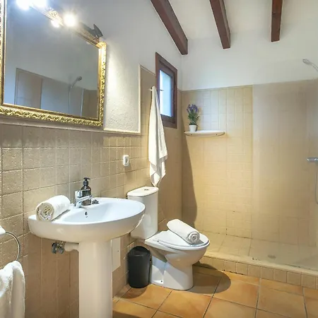 Owl Barrio - Family And Friends Villa