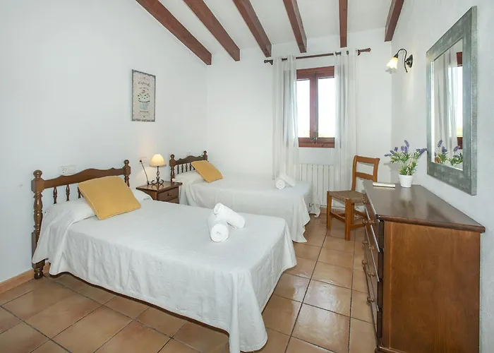 Owl Barrio - Family And Friends Villa *