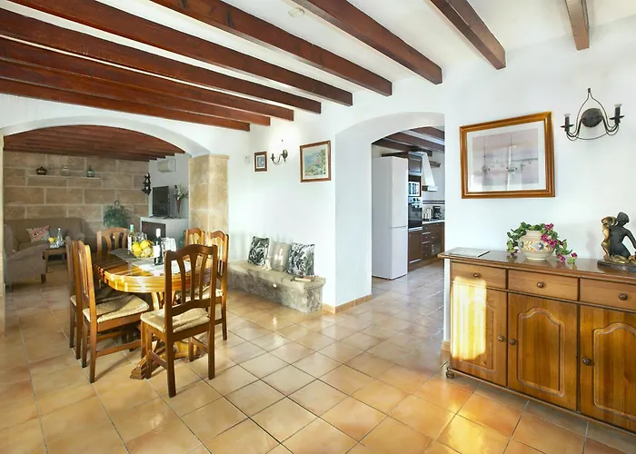 Owl Barrio - Family And Friends Villa